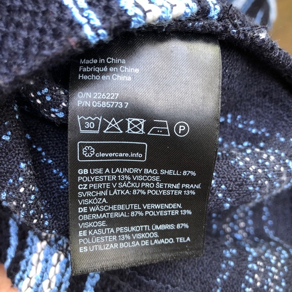 H&M Divided Jacquard-weave Hoodie for women, dark blue patterned, size 12. - Picture 5 of 5